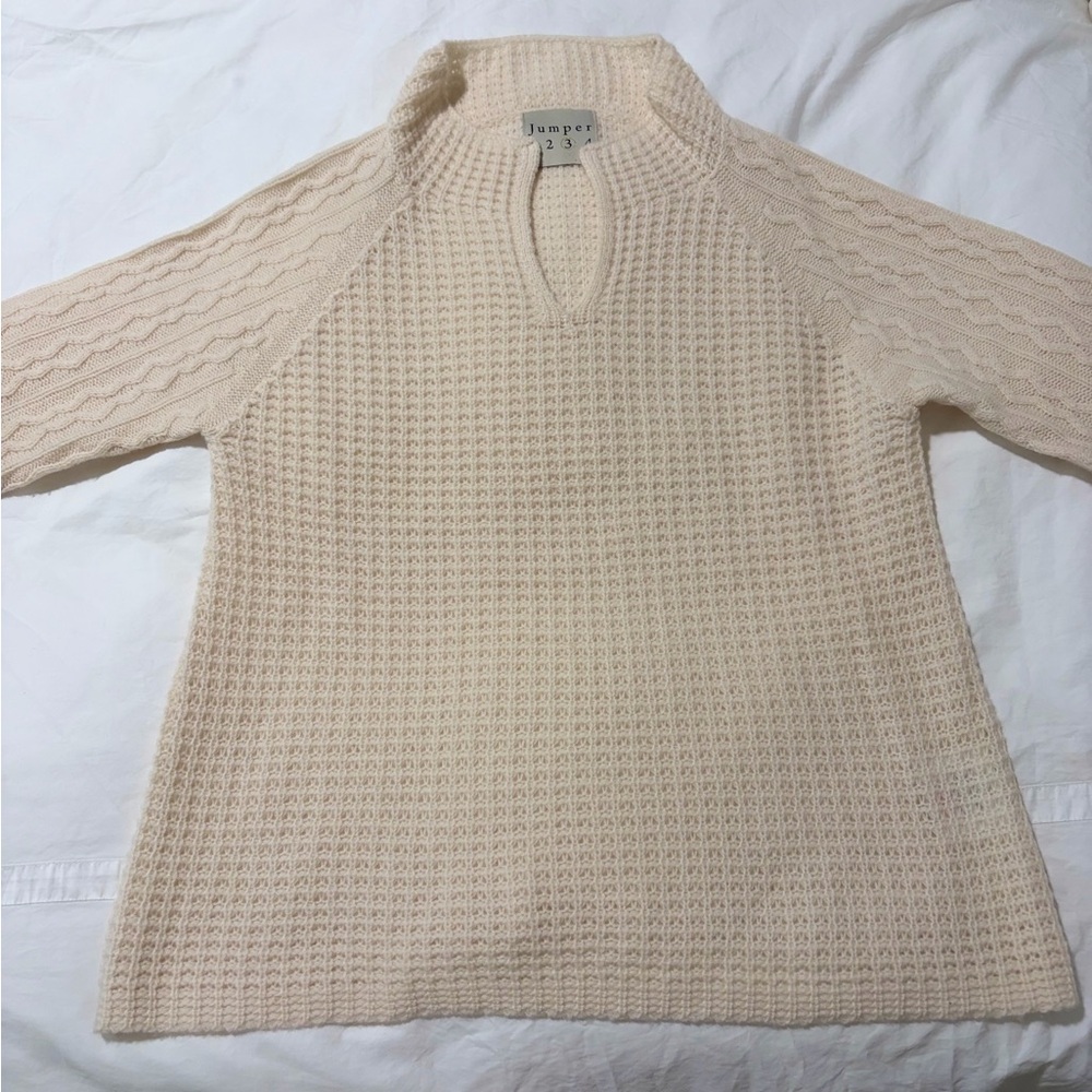 Women's Cream cashmere Sweater. Jumper 1234